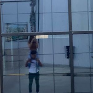 Meet your Posher, Tomas